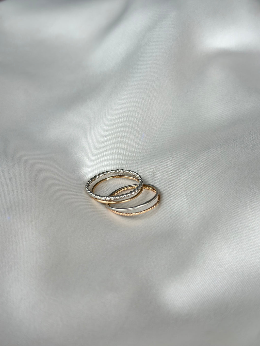 Spiraling Set